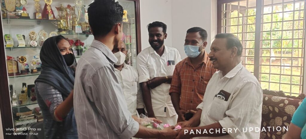 ഇന്ത്യൻ നയതന്ത്ര സംഘം നാട്ടിലെത്തിച്ച ആദിലിനെ CPI(M) നേതാക്കൾ സന്ദർശിച്ചു.