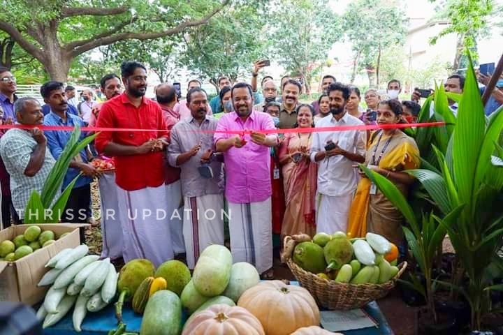 ഒല്ലൂർ കൃഷി സമൃദ്ധിയുടെ കാർഷിക സംരഭകത്വ മേളയ്ക്ക് തുടക്കം; റവന്യൂ മന്ത്രി കെ രാജൻ ഉദ്ഘാടനംനിർവ്വഹിച്ചു