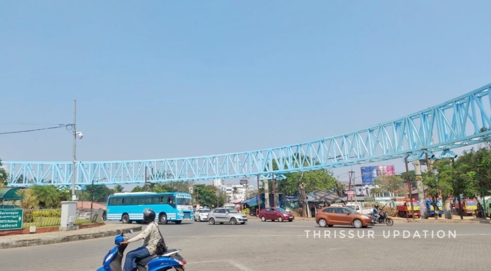 ശക്തൻ നഗറിൽ ആകാശപാത നിർമ്മാണം; ഇന്ന് മുതൽ തൃശ്ശൂർ നഗരത്തിൽ ഗതാഗത നിയന്ത്രണം