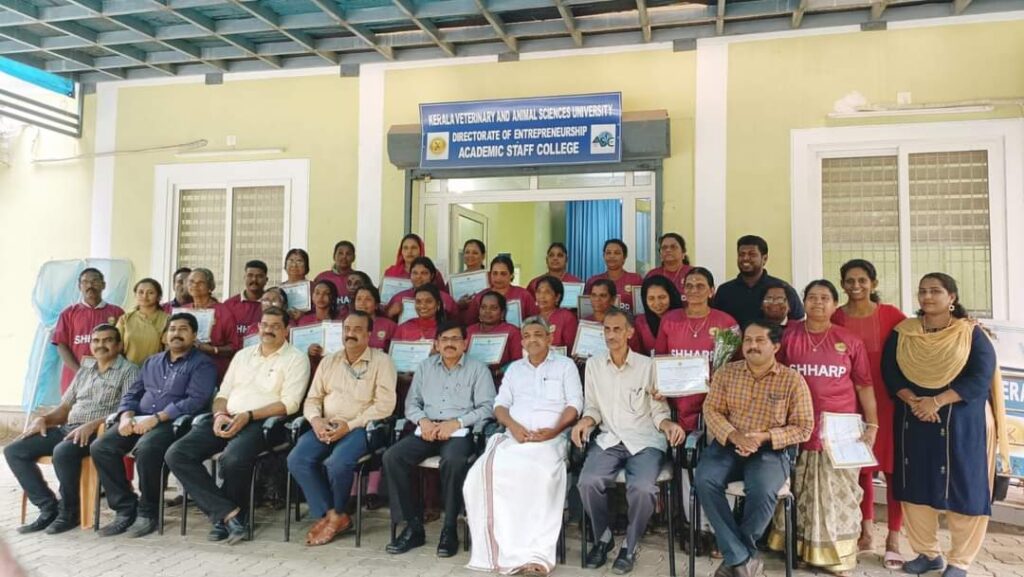 തെരുവുനായ നിയന്ത്രണ ദ്രുതകർമ്മസേന  ആദ്യ ബാച്ച്  പരിശീലനം പൂർത്തിയാക്കി