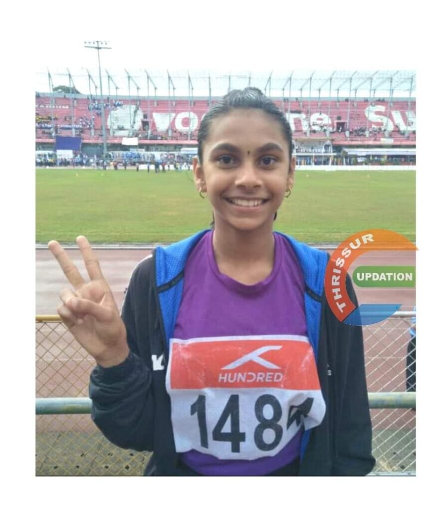 സംസ്ഥാന സ്കൂൾ കായികമേളയിൽ സബ്ബ്ജൂനിയർ ലോങ്ജമ്പിൽ സ്വർണ മെഡൽ നേടി വഴുക്കുംപാറ സ്വദേശി അശ്വതി. വി.എം