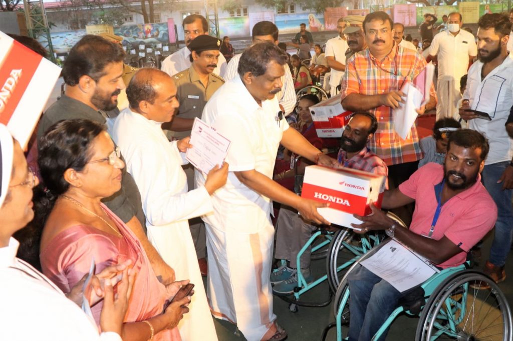 ഭിന്നശേഷിക്കാര്‍ക്ക് പ്രത്യേക ലേണേഴ്സ്, ഡ്രൈവിംഗ് ടെസ്റ്റുകള്‍ നടത്തും ;ഗതാഗത മന്ത്രി ആന്റണി രാജു