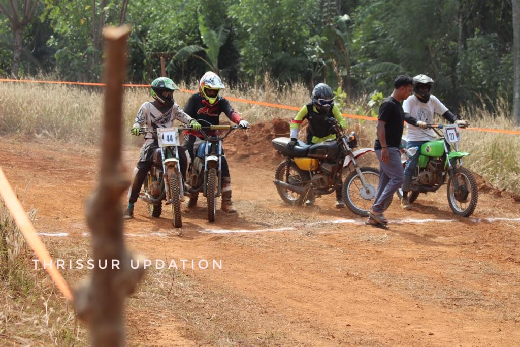 പ്രവീണക്ക് സഹായഹസ്ഥവുമായി വിലങ്ങന്നൂരിലെ ഓഫ് റോഡ് ബൈക്ക് റേസിംഗ് മത്സരം.