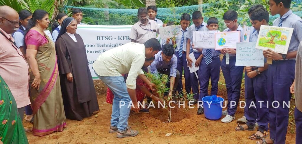 വിലങ്ങന്നൂർ സെന്റ് ആൻറൺ വിദ്യാപീഠത്തിൽ പരിസ്ഥിതി ദിനാഘോഷം നടത്തി