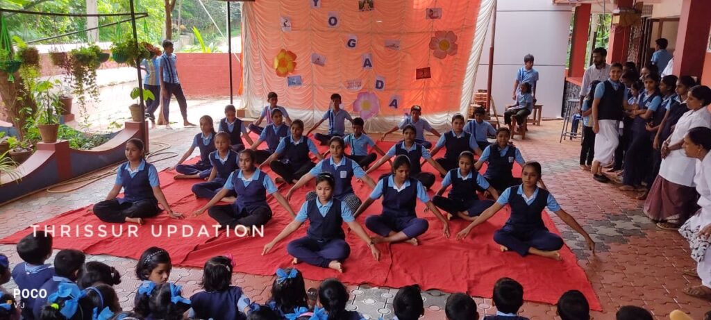 വിലങ്ങന്നൂർ സെൻറ് ആന്റൺ വിദ്യാപീഠത്തിൽ യോഗദിനവും സംഗീത ദിനവും സംയുക്തമായി ആചരിച്ചു.