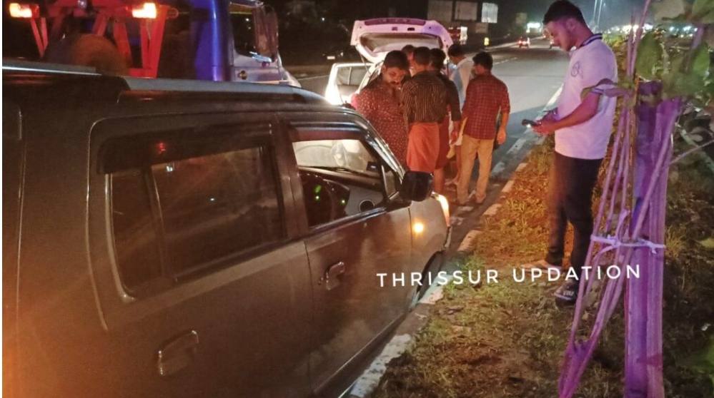 റോഡ് നിർമ്മാണത്തിന്റെ അപാകത; വീണ്ടും കുതിരാൻ മന്മദ് പടിയിൽ വാഹനാപകടം